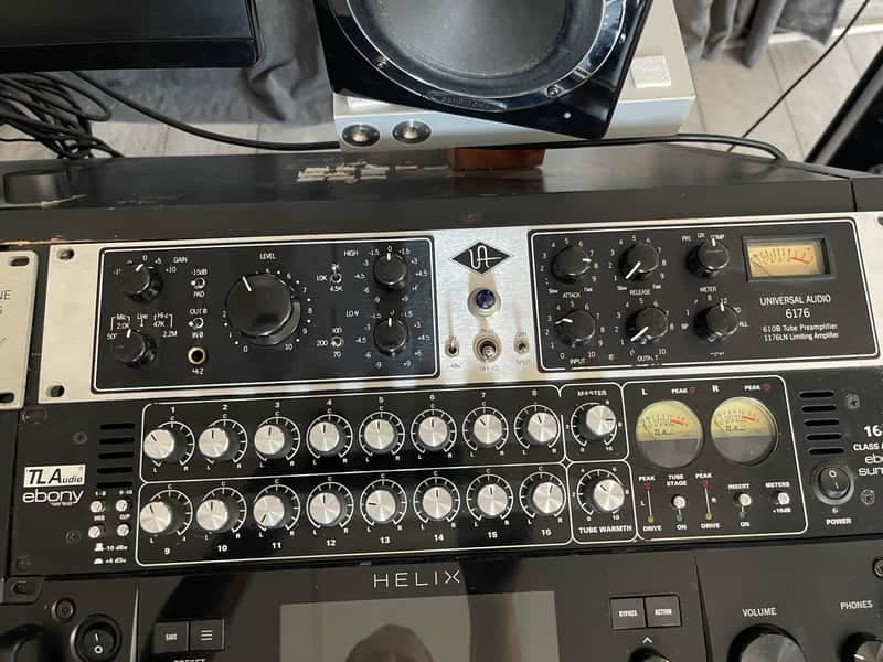 TL Audio A4 Ebony Series Class A + Tube 16x2 Summing Mixer 2010s - Black
