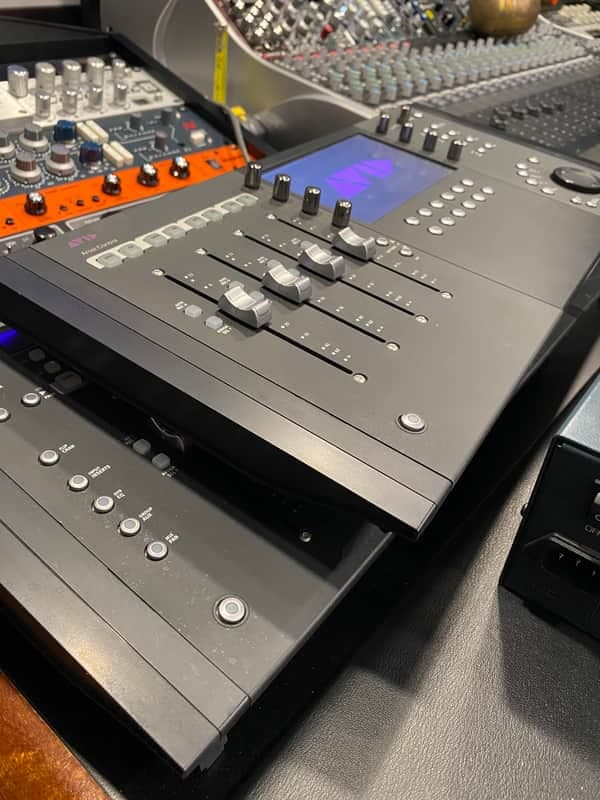 Avid Artist Control