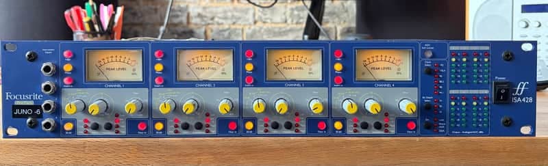 Focusrite ISA 428 2000s - Blue