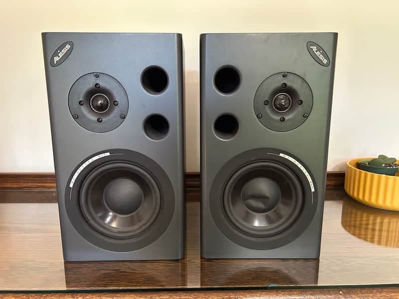 Alesis M1 Active MKII 6.5" Powered Studio Monitors (Pair) 2010s - Black