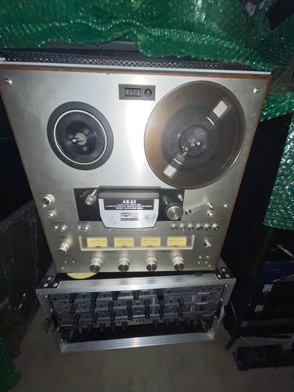 Akai GX-270D 4 track simul sync recorder 80’s Silver