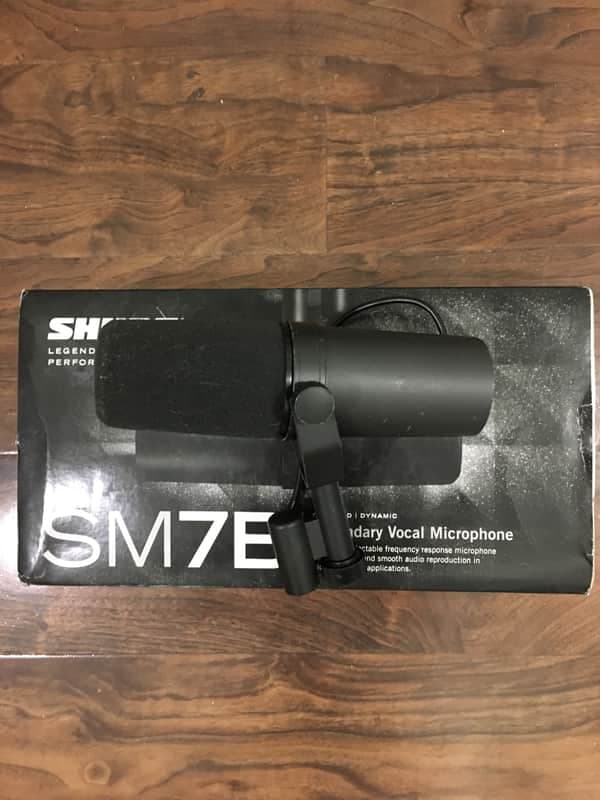 Shure SM7B Cardioid Dynamic Microphone 2001 - Present - Black