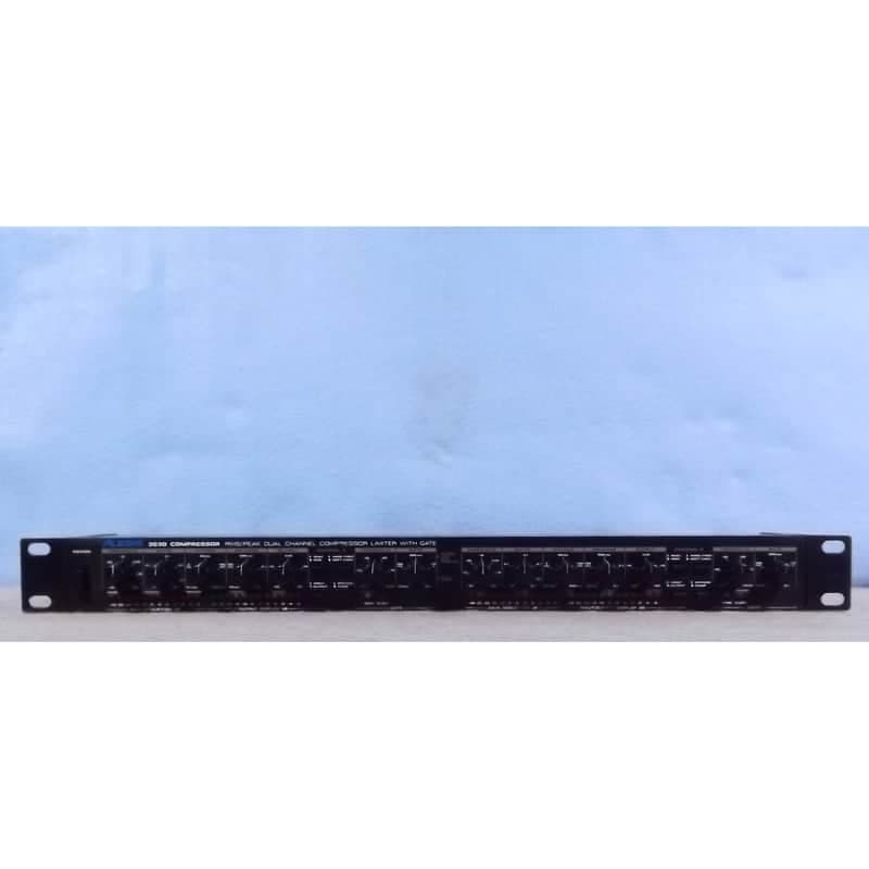 Alesis 3630 Dual-Channel Compressor / Limiter with Gate