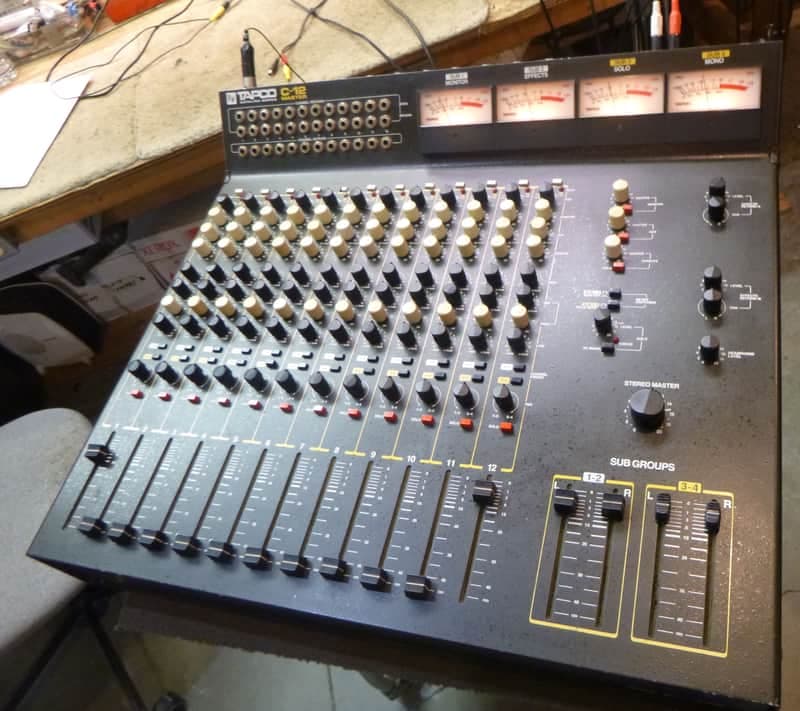 EV/ Tapco C-12 Catalina Series mixer - Excellent Condition