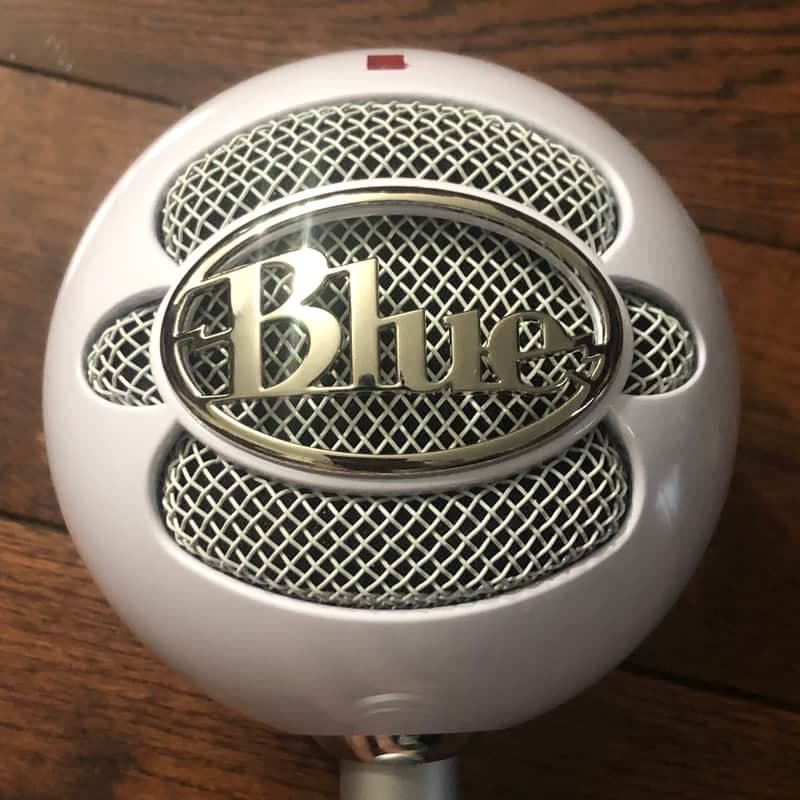 Blue Snowball Ice with stand