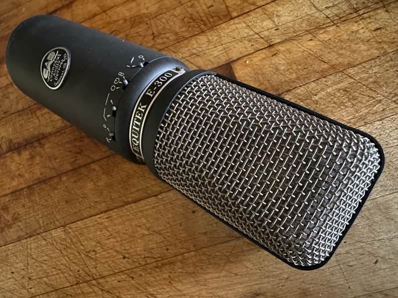 CAD Equitek E300 Vintage Microphone - Sounds Awesome!