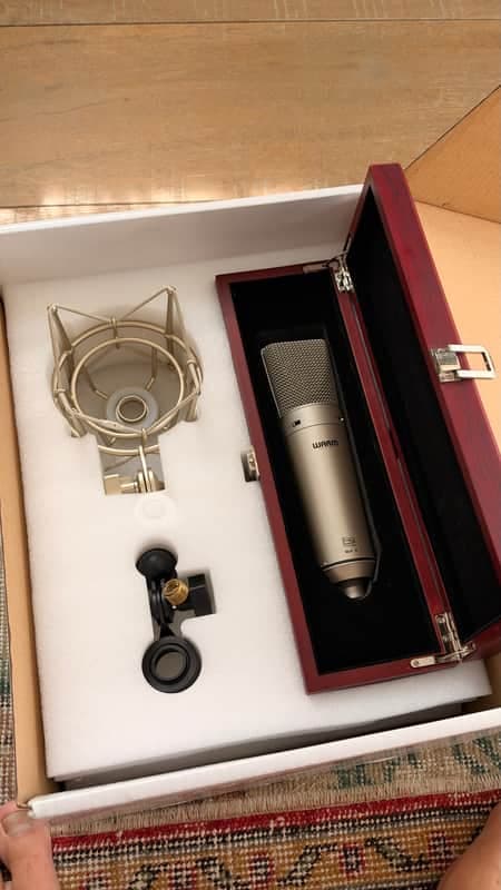 Warm Audio WA-87 R2 Large Diaphragm Multipattern Condenser Microphone