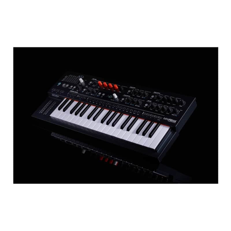 Arturia MiniFreak 37-Key Hybrid Synthesizer with 6-Voice Polyphony and Dual Sound Engines
