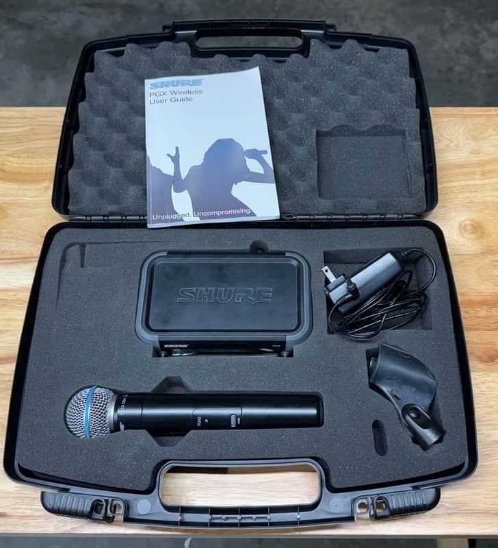 Shure Beta 58A PGX2 w/ PGX4 receiver