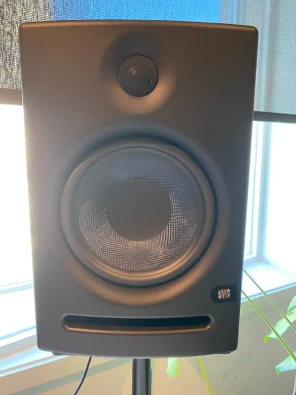 PreSonus Eris E8 - black
