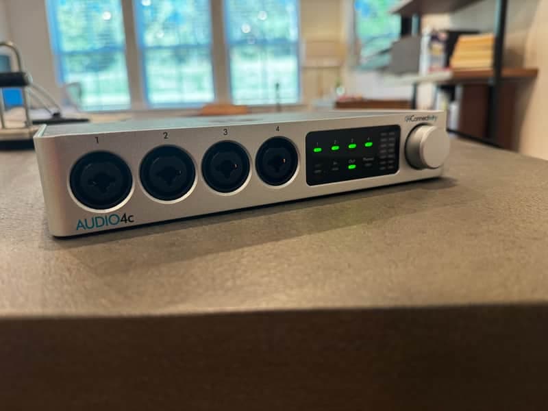 iConnectivity iConnectAUDIO4+ USB Audio Interface 2010s - Silver