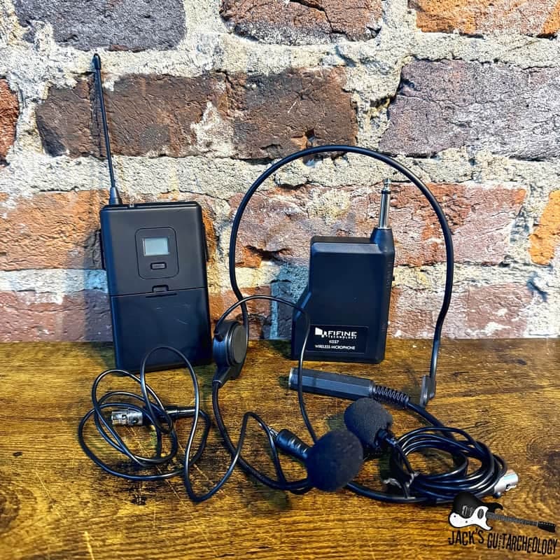 Fifine Technology Wireless Microphone System *USED* (2020s - Black)