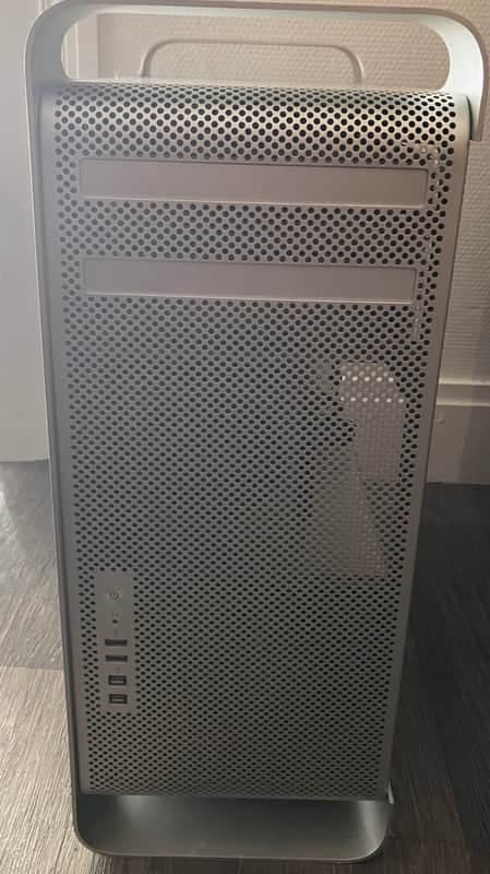 Apple Mac Pro 5.1 (2x6 coeurs à 3,46hz - 64Go)