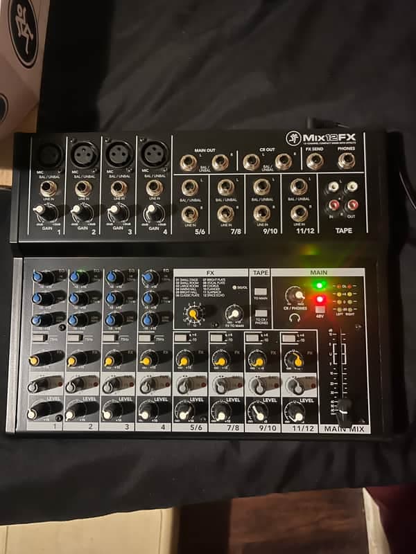 Mackie ProFX 12-Channel Effects Mixer 2020