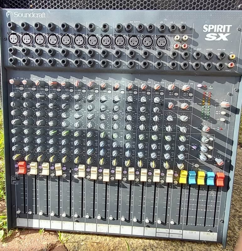 Soundcraft Spirit SX mixer