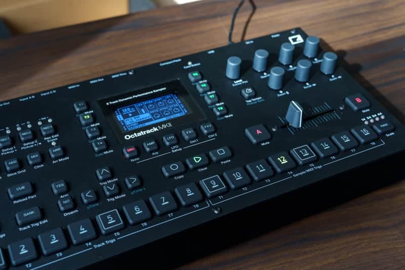 Elektron Octatrack MkII Dynamic 8-Track Performance Sampler 2017 - 2021 - Black
