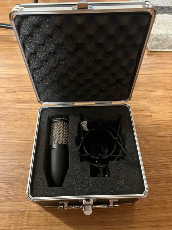 AKG P220 Large Diaphragm Cardioid Condenser Microphone 2010s - Black