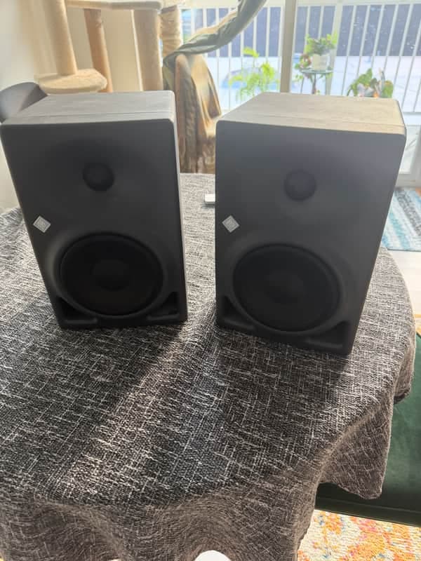 Neumann KH 120 A 5.25" Active Nearfield Studio Monitors (Pair) 2010s - Gray