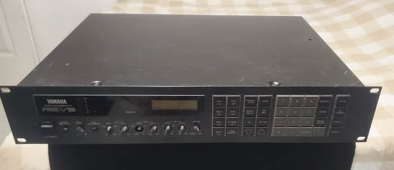 Yamaha REV 5 Digital Reverberator 1980s - Black