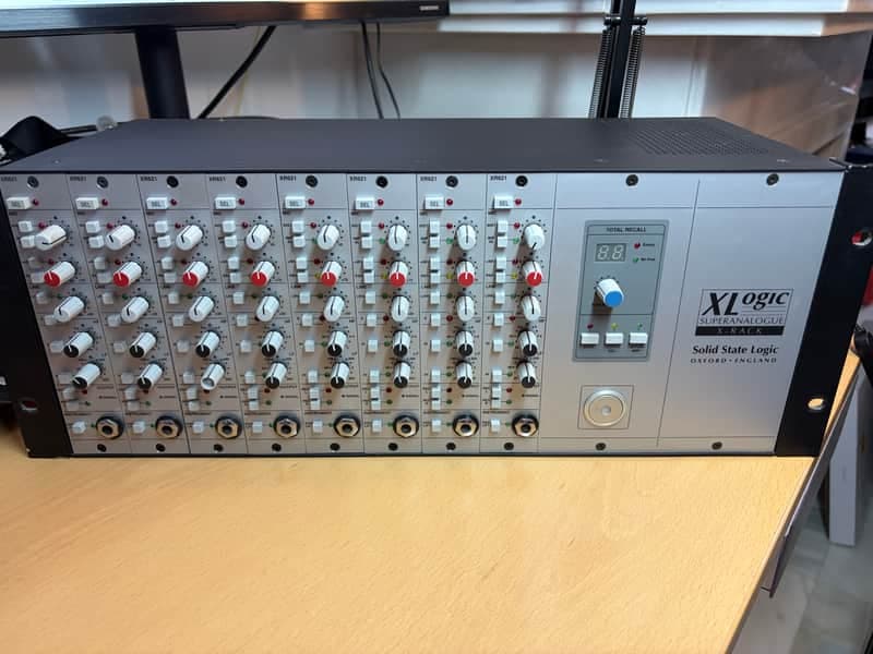 Solid State Logic X-Rack fully equpiied with 8 XR621 mic modules 2008 - Silver