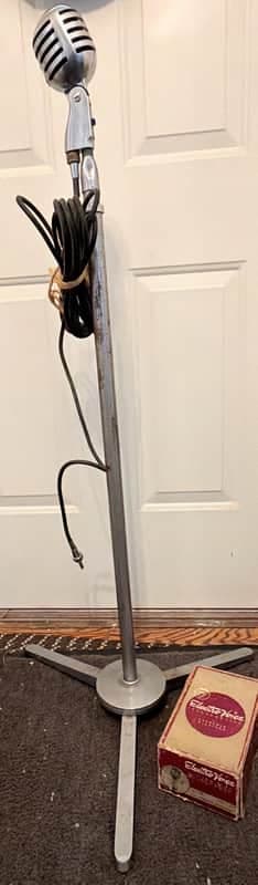 Electro Voice Cardax Crystal 950 Mic & EV 425 Floor Stand