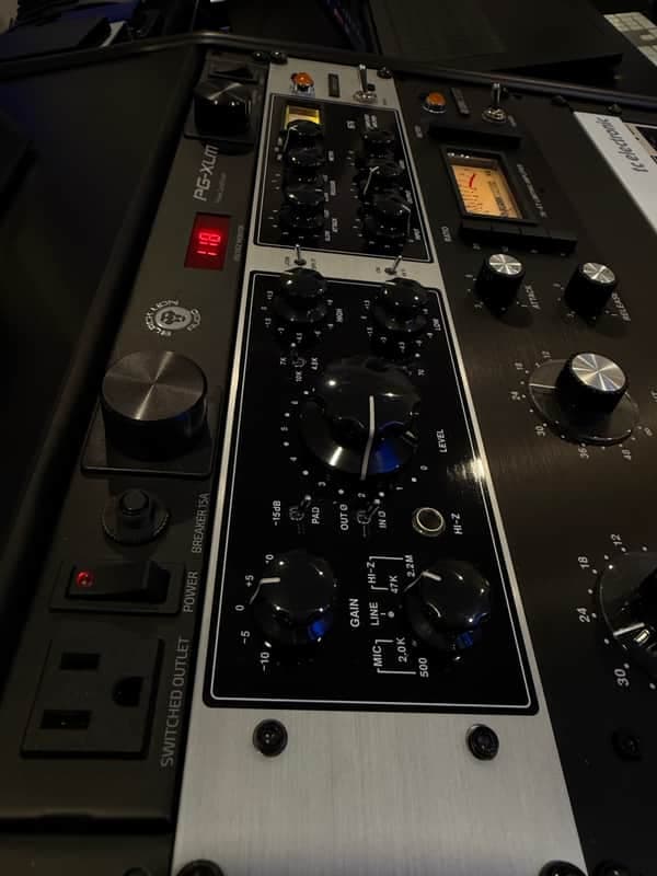 Behringer Behringer 676 Tube Preamplifier