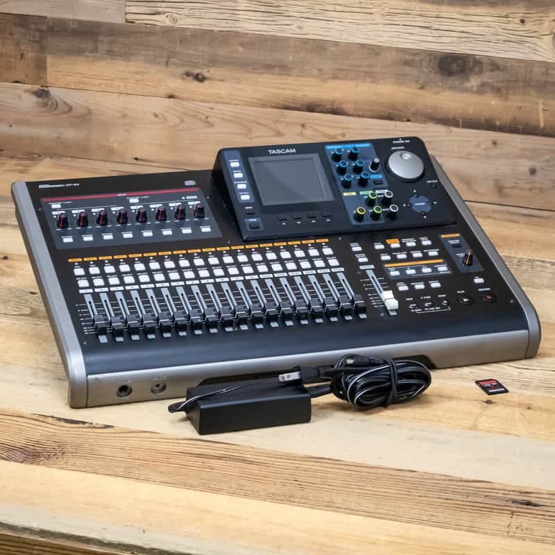 Tascam DP-24 Digital Portastudio Workstation Recorder Rare CD-RW Version U289381
