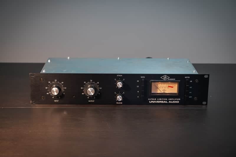 Universal Audio Classics 1176LN Limiting Amplifier - Black