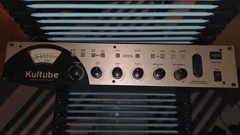 SPL 2049 Kultube Tube Compressor 2002 - 2017 - Gold