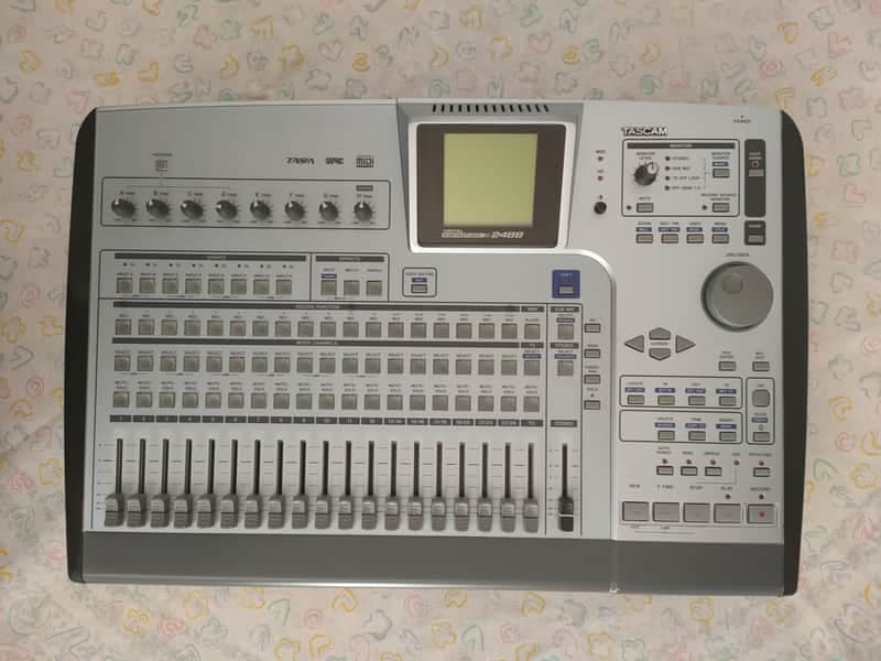 TASCAM Portastudio 2488