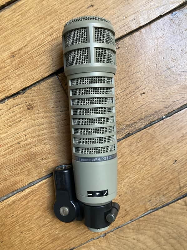 Electro-Voice RE20
