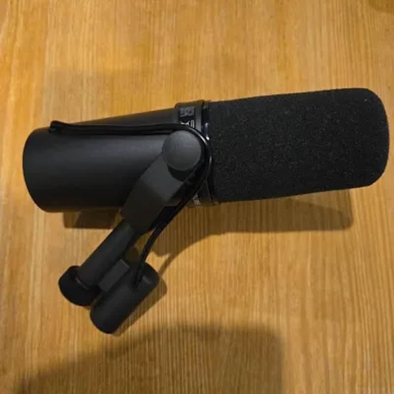 Shure SM7B Cardioid Dynamic Microphone 2001 - Present - Black