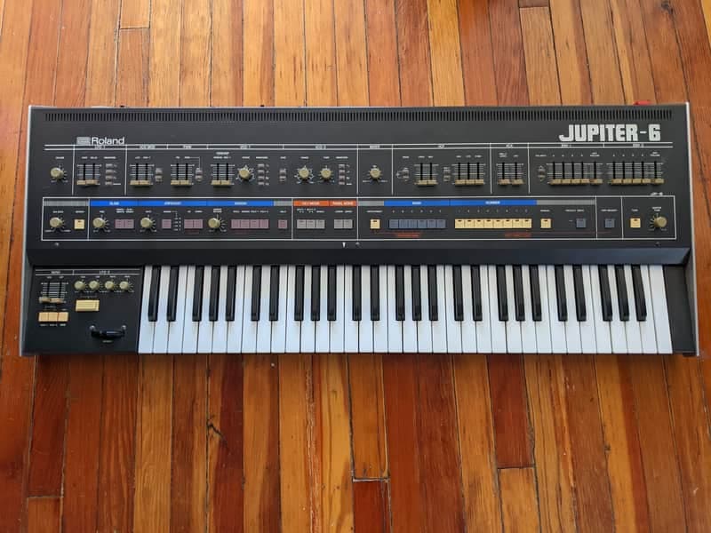 Roland Jupiter 6 61-Key Synthesizer