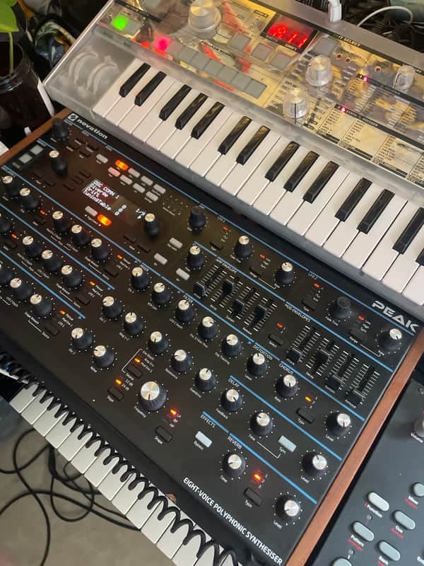 Novation Peak 8-Voice Desktop Synthesizer 2017 - Present - Black