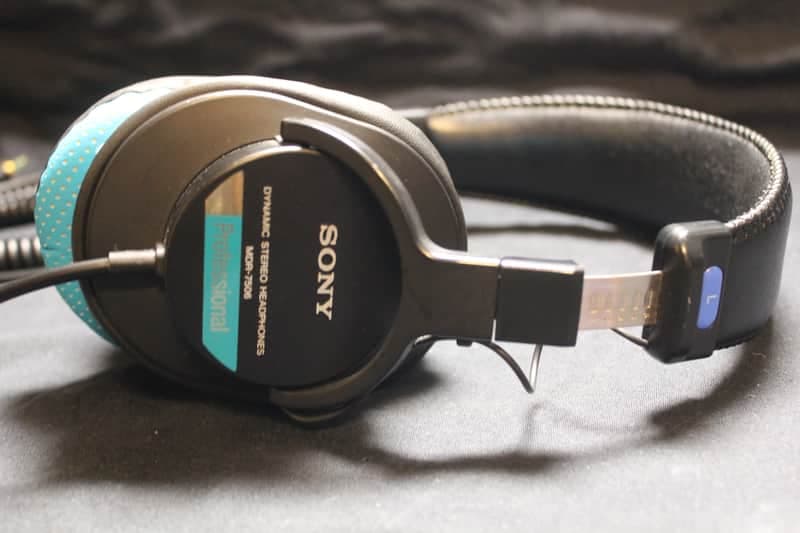 Sony MDR-7506 Professional Studio Headphones • Excellent Condition • Brand New Ear Pads