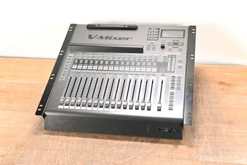 Roland M-200i 32-Channel Live Digital V-Mixer Console (NO POWER SUPPLY) CG01KPZ