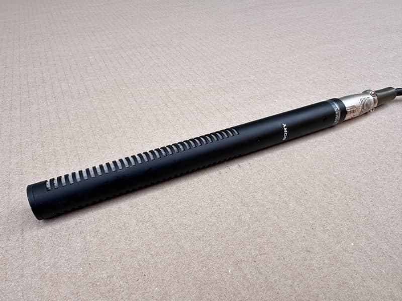 Sony ECM-670 Shotgun Microphone Condenser Microphone