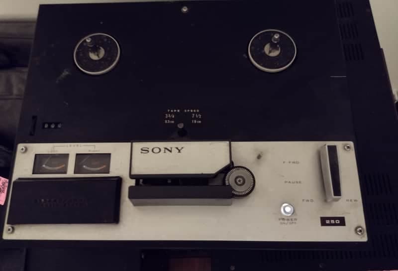 Sony TC 250 Vintage Reel To Reel Stereo Recorder