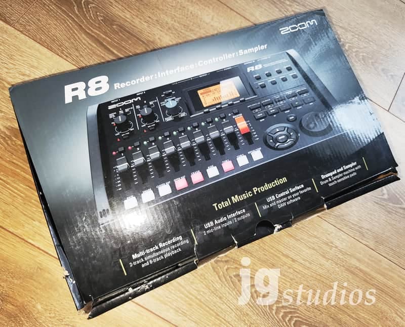 Zoom R8! - Excellent in the Box!