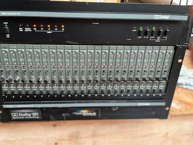 Dolby SR 24 Ch 1992