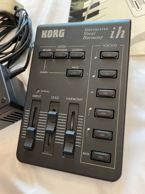 Korg Vocoder / Harmonizer "Interactive Vocal Harmony