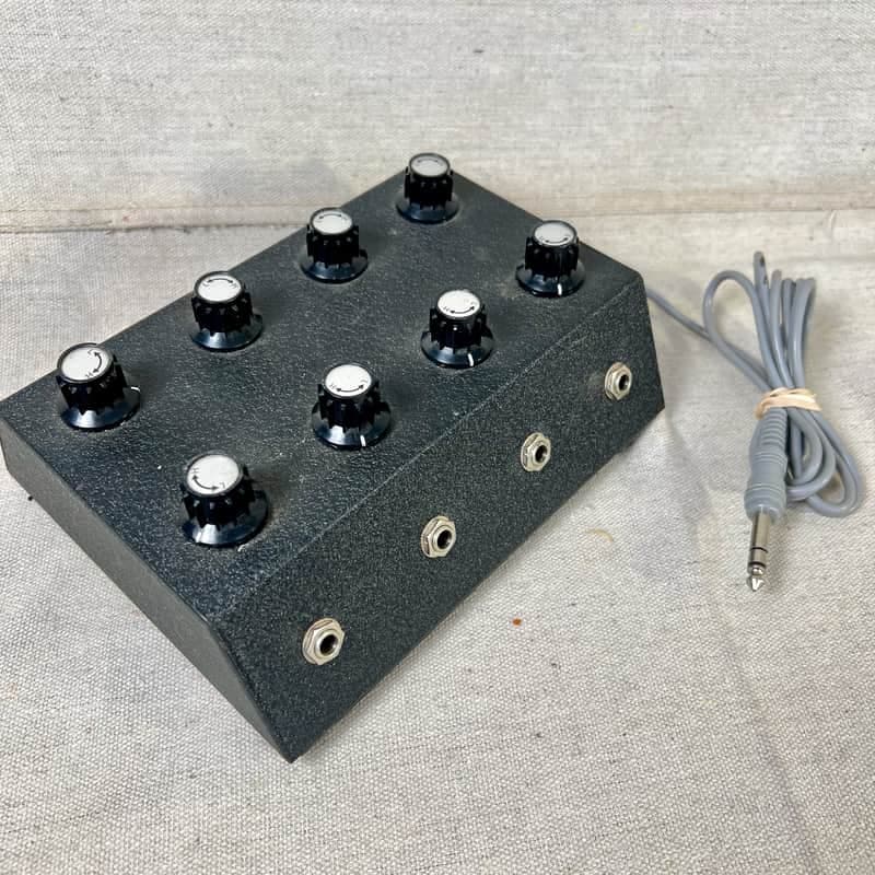 Vintage Custom 8 Channel Passive Stereo Mono Headphone Cue Box