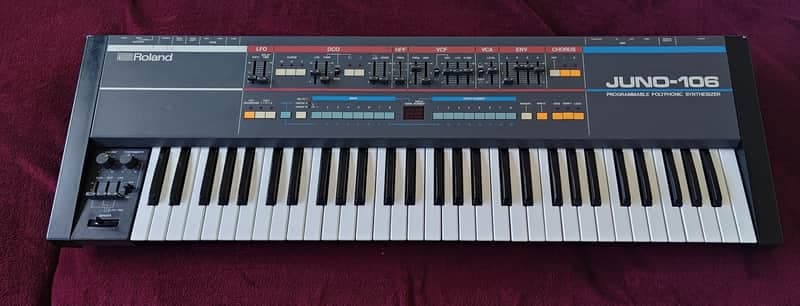 Roland Juno-106 61-Key Programmable Polyphonic Synthesizer 1984 - 1985 - Black