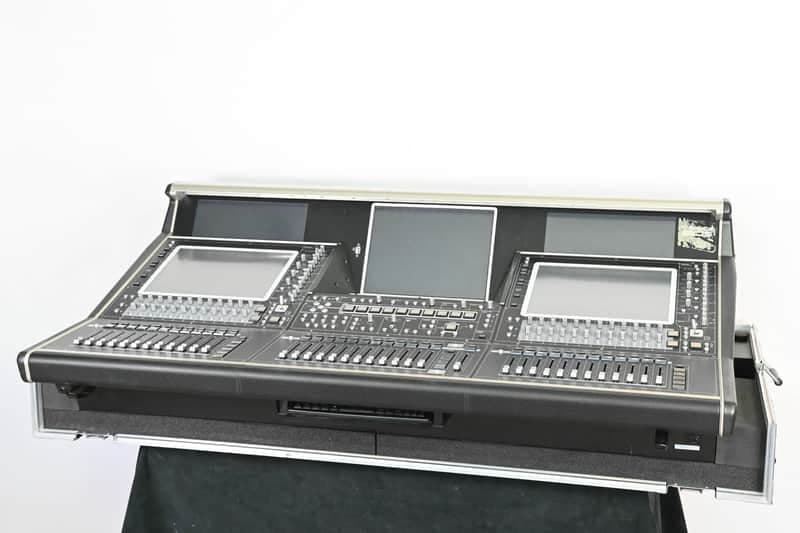 DiGiCo SD5 Digital Mixing Console w/ Waves Card, ST Optical & Road Case CG01GJB *ASK FOR SHIPPING*