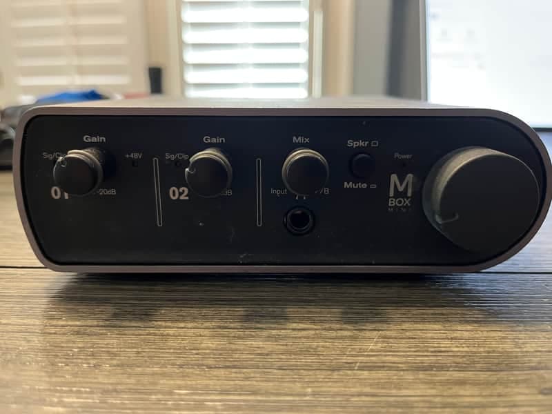 Avid MBox 3 Mini USB Audio Interface