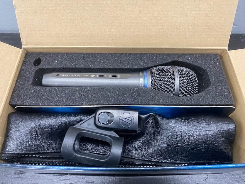 Audio-Technica AE5400 Large-Diaphragm Cardioid Condenser Vocal Microphone