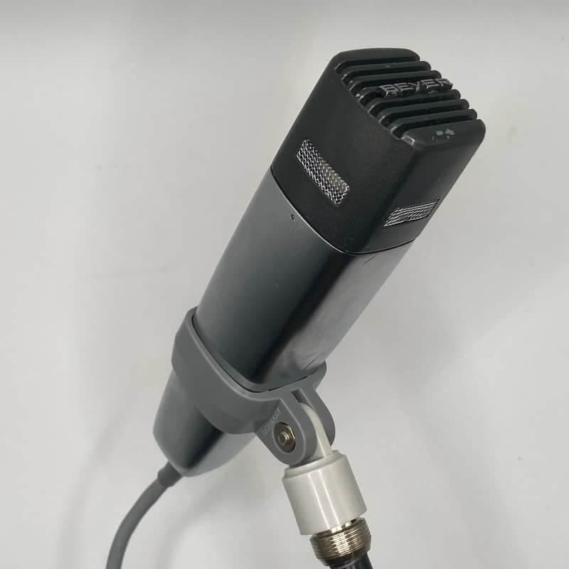 REFURBISHED - VINTAGE Beyerdynamic M 80 - 1965 - SILVER - XLR