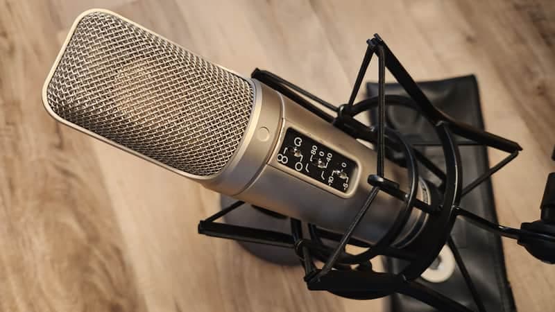 RODE NT2-A Multi-Pattern Large Diaphragm Condenser Microphone