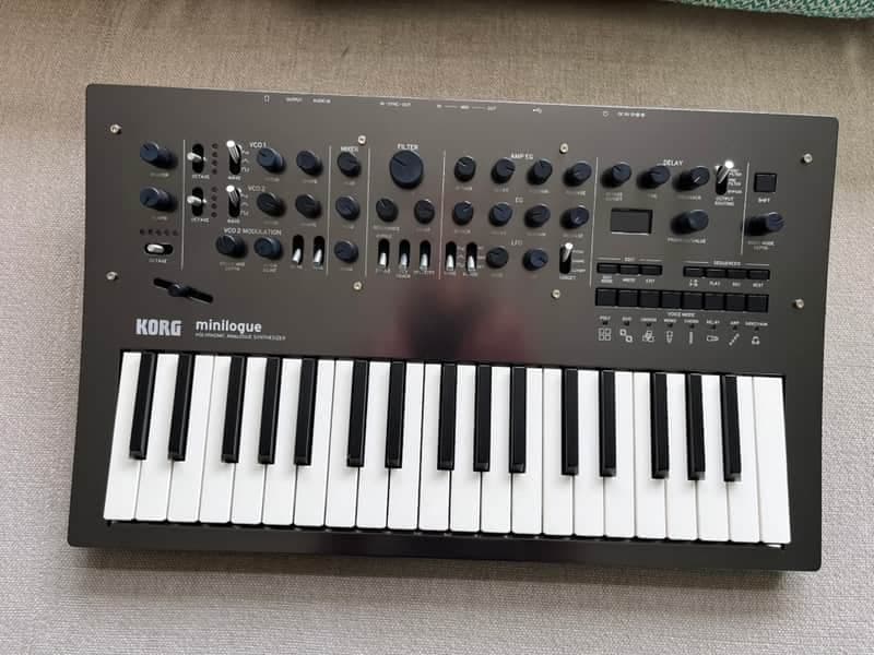Korg Minilogue PG Limited Edition 4-Voice Polyphonic Analog Synthesizer 2010s - Polished Grey