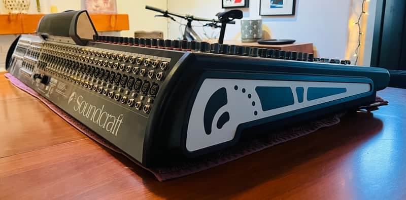 Soundcraft GB8 32-Channel Mixing Console 2010s - Blue